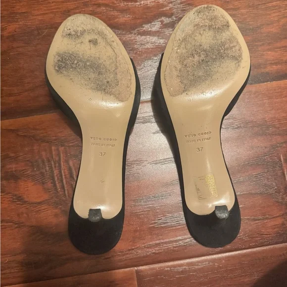 Barney’s Suede kitten heels - Picture 4 of 4